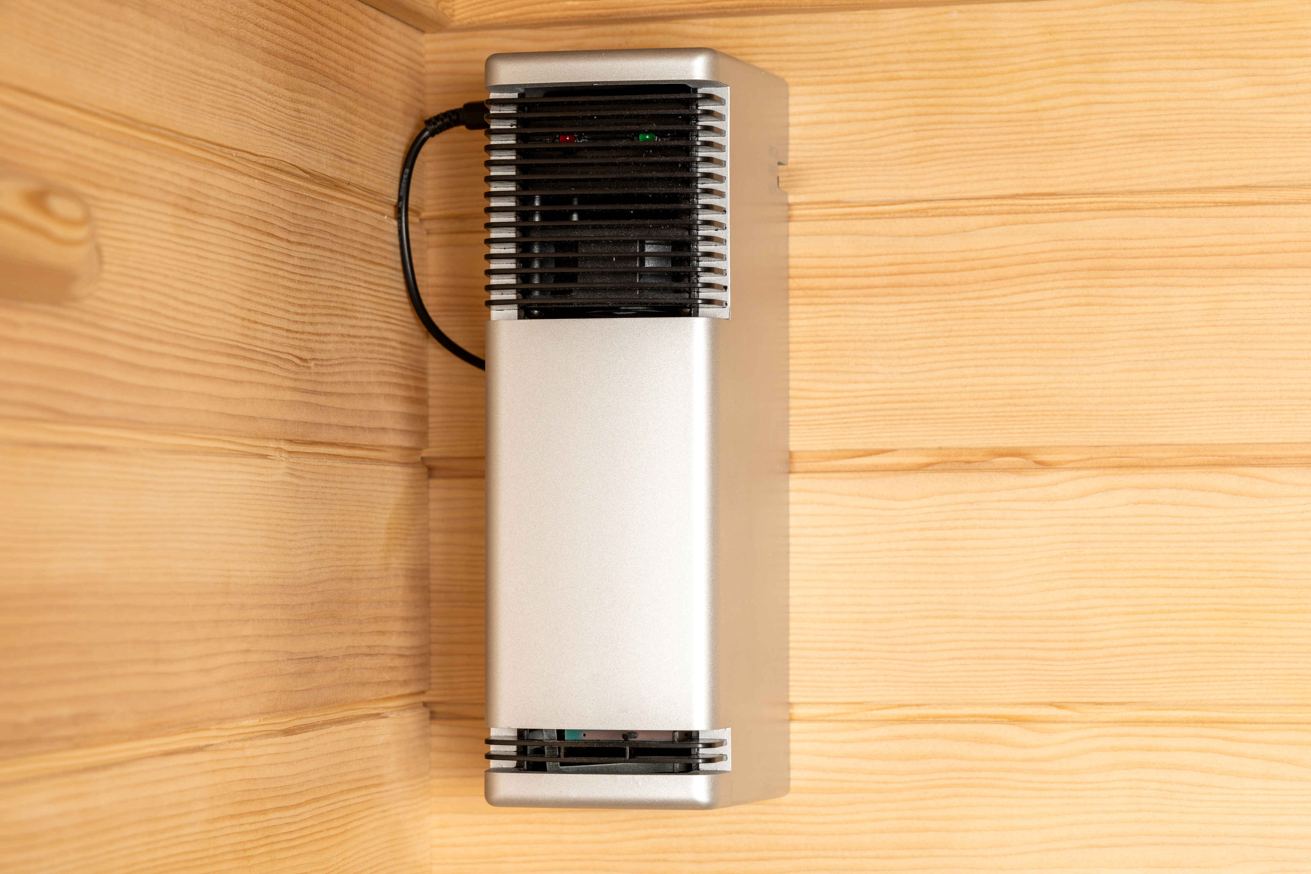 అతను అతను